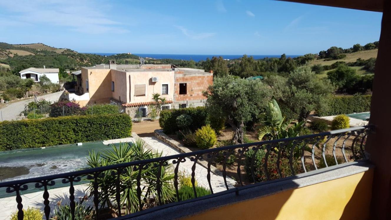 Appartamento In Splendido E Riservato Villaggio, Marina Di Tertenìa Exteriör bild